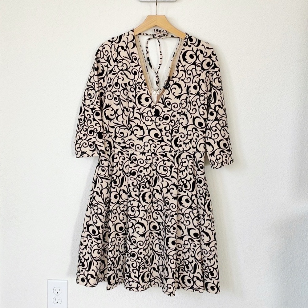 Smak Parlour • Velvet Embroidered V Neck Fit and Flare Pocketed Mid Length Dress